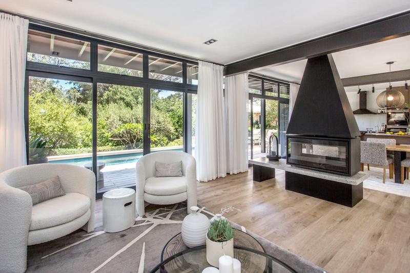 2 Bedroom Property for Sale in Hout Bay Western Cape